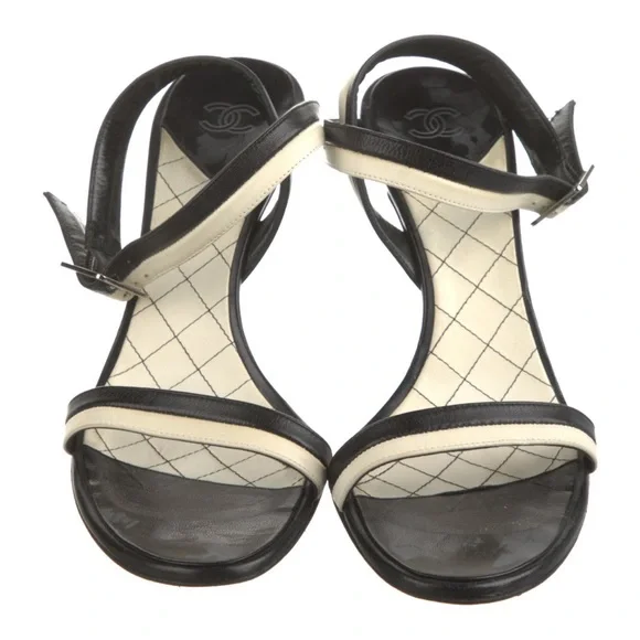 ❌❌SOLD❌❌AUTH Chanel Heels Sandals Sz 39 - Picture 2 of 5